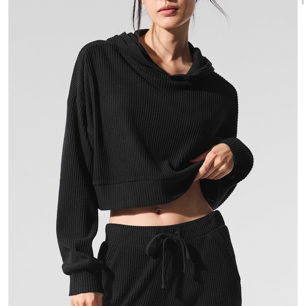 ALO Yoga Muse sweatshirt